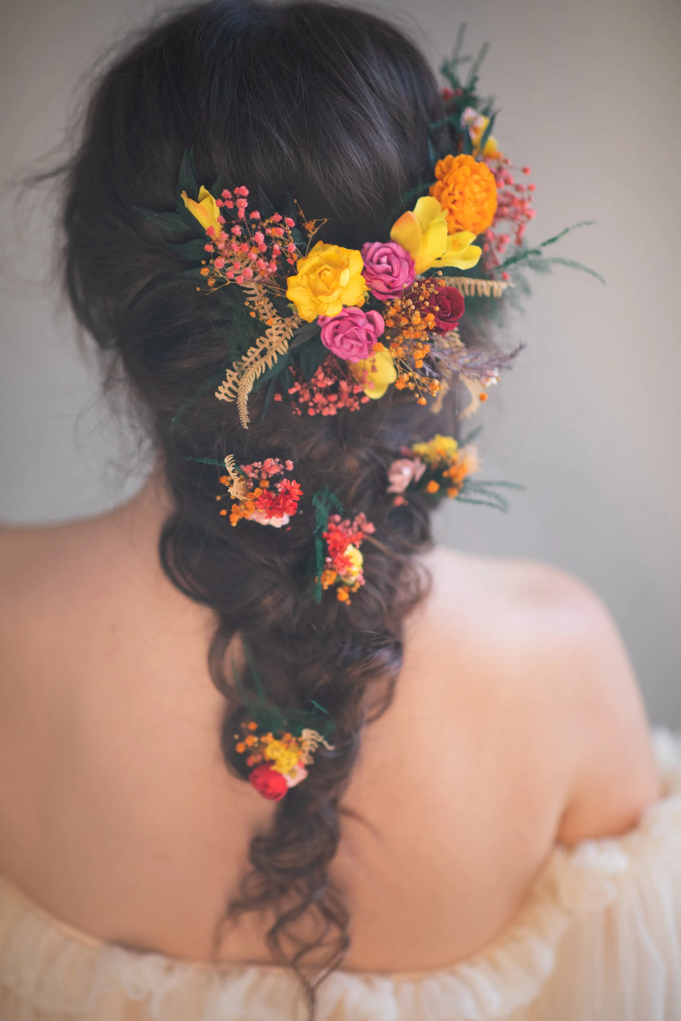 Autumn Frida Kahlo inspired hair vine Bridal flower headpiece Fall wedding Colourful flower hair vine Wedding hairstyle Autumn hair pins