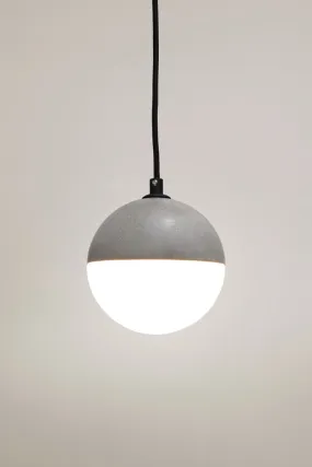 Baltimore Glass Pendant Light