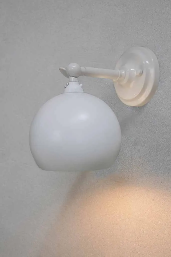 Bulb Wall Light