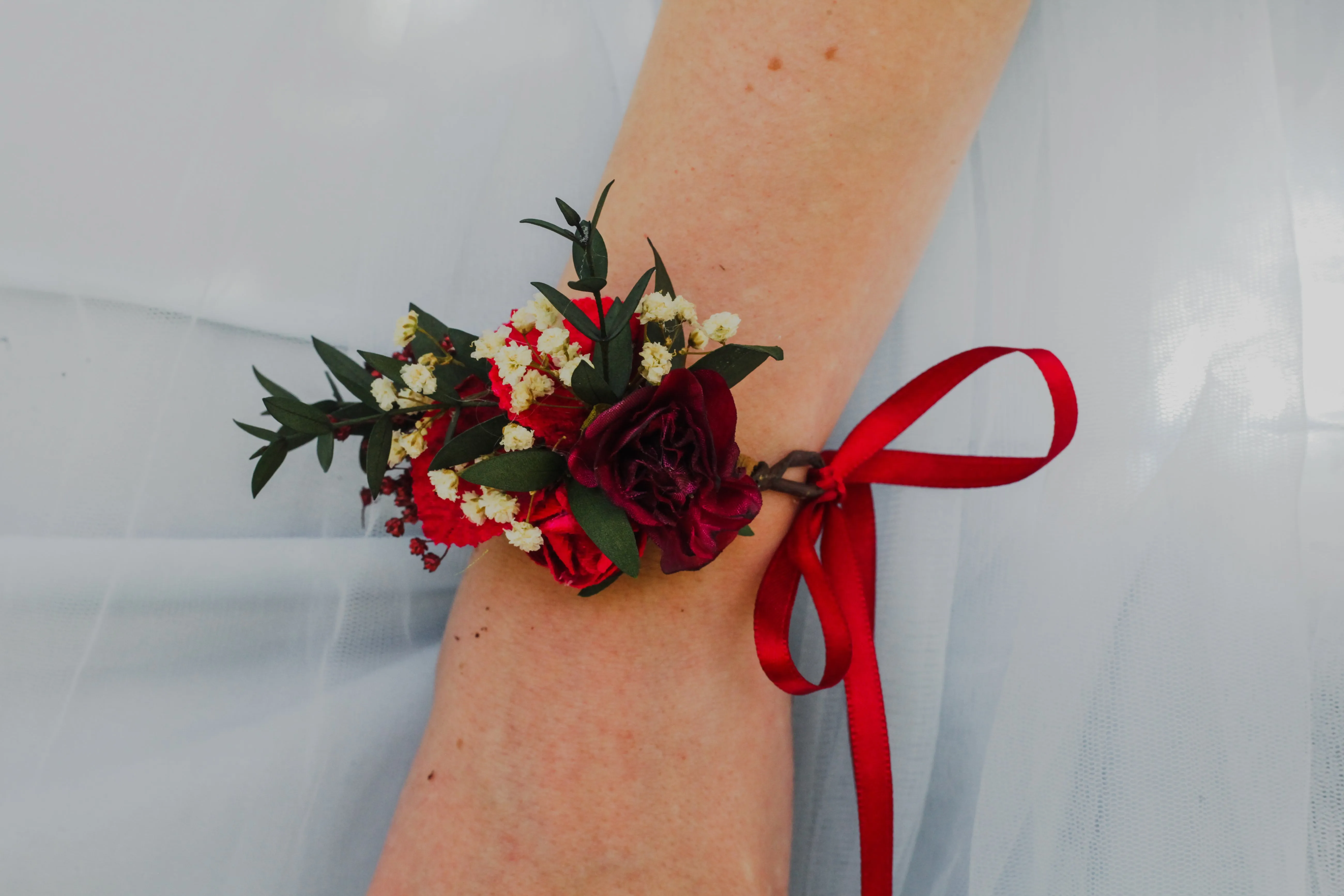 Burgundy and green bridal bracelet Flower wrist corsage for bridesmaids Eucalyptus and baby's breath bracelet Adjustable wedding bracelet