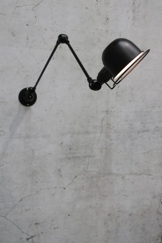 Calais Task Wall Light