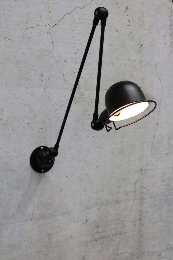 Calais Task Wall Light