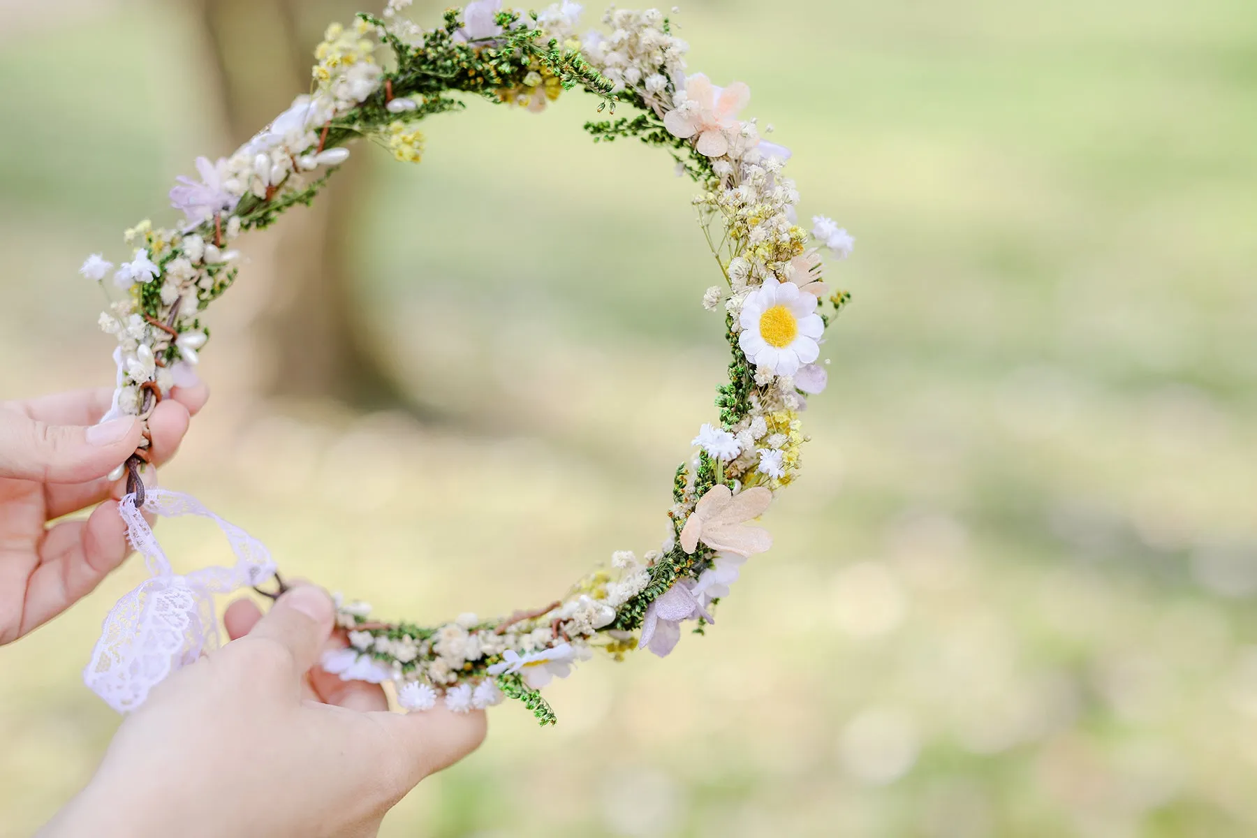 Daisy flower hair wreath Yellow and white meadow crown Bridal accessories Jewellery Magaela Headpiece Natural preserved baby's breath crown