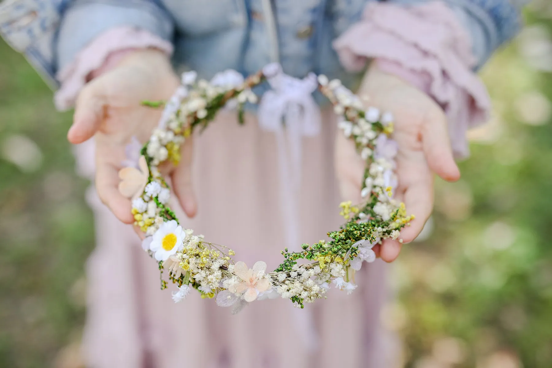 Daisy flower hair wreath Yellow and white meadow crown Bridal accessories Jewellery Magaela Headpiece Natural preserved baby's breath crown