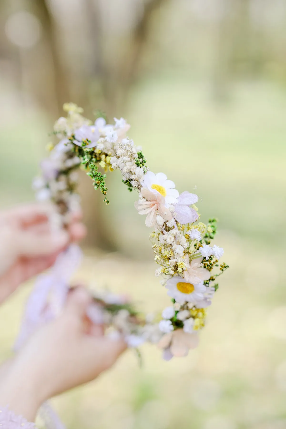 Daisy flower hair wreath Yellow and white meadow crown Bridal accessories Jewellery Magaela Headpiece Natural preserved baby's breath crown