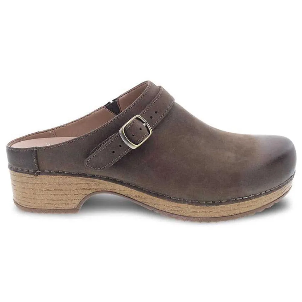 Dansko Berry Clog Mushroom Nubuck (Women's)