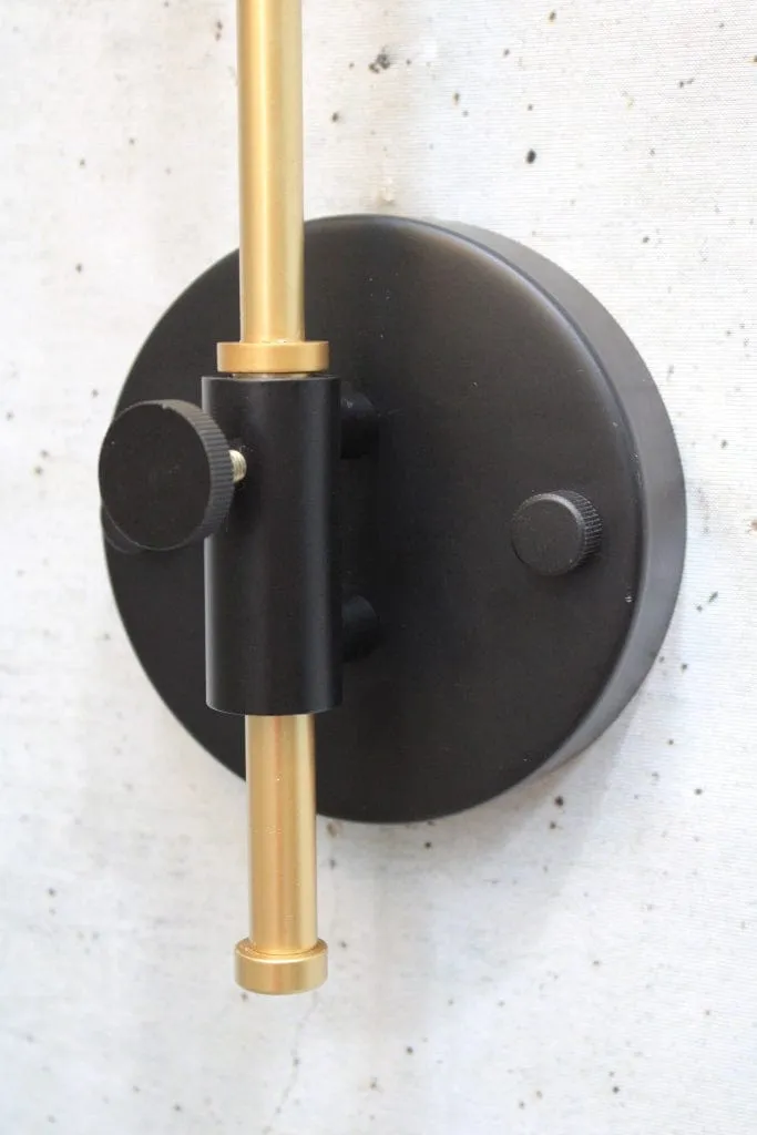 Dome Wall Lamp with Wall Plug