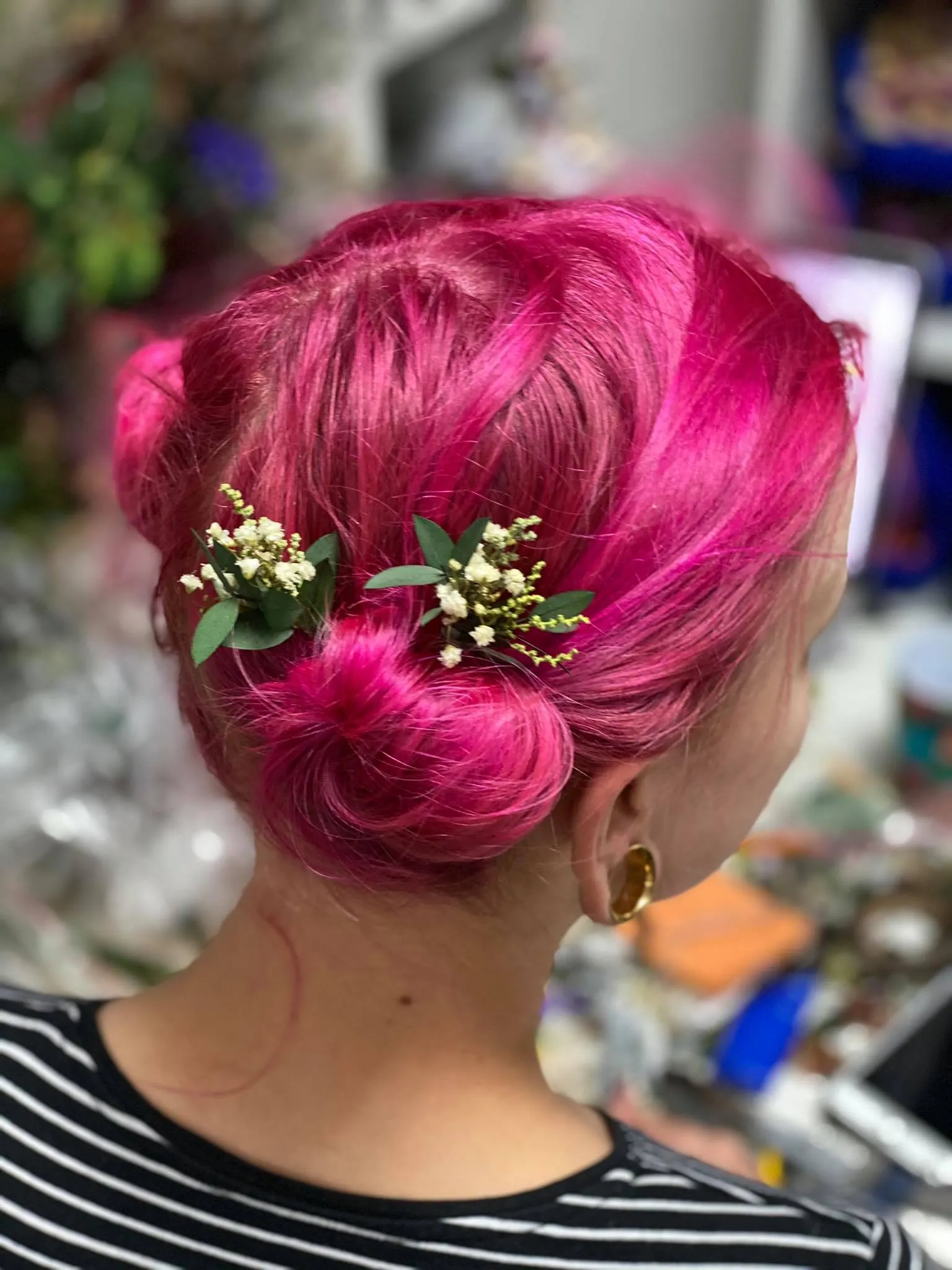 Greenery eucalyptus hairpins with baby's breath