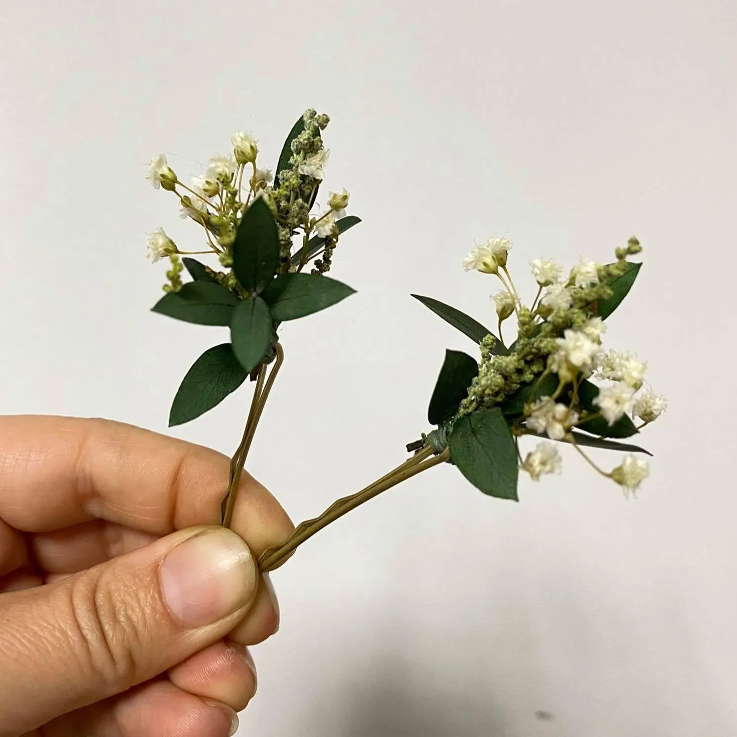 Greenery eucalyptus hairpins with baby's breath