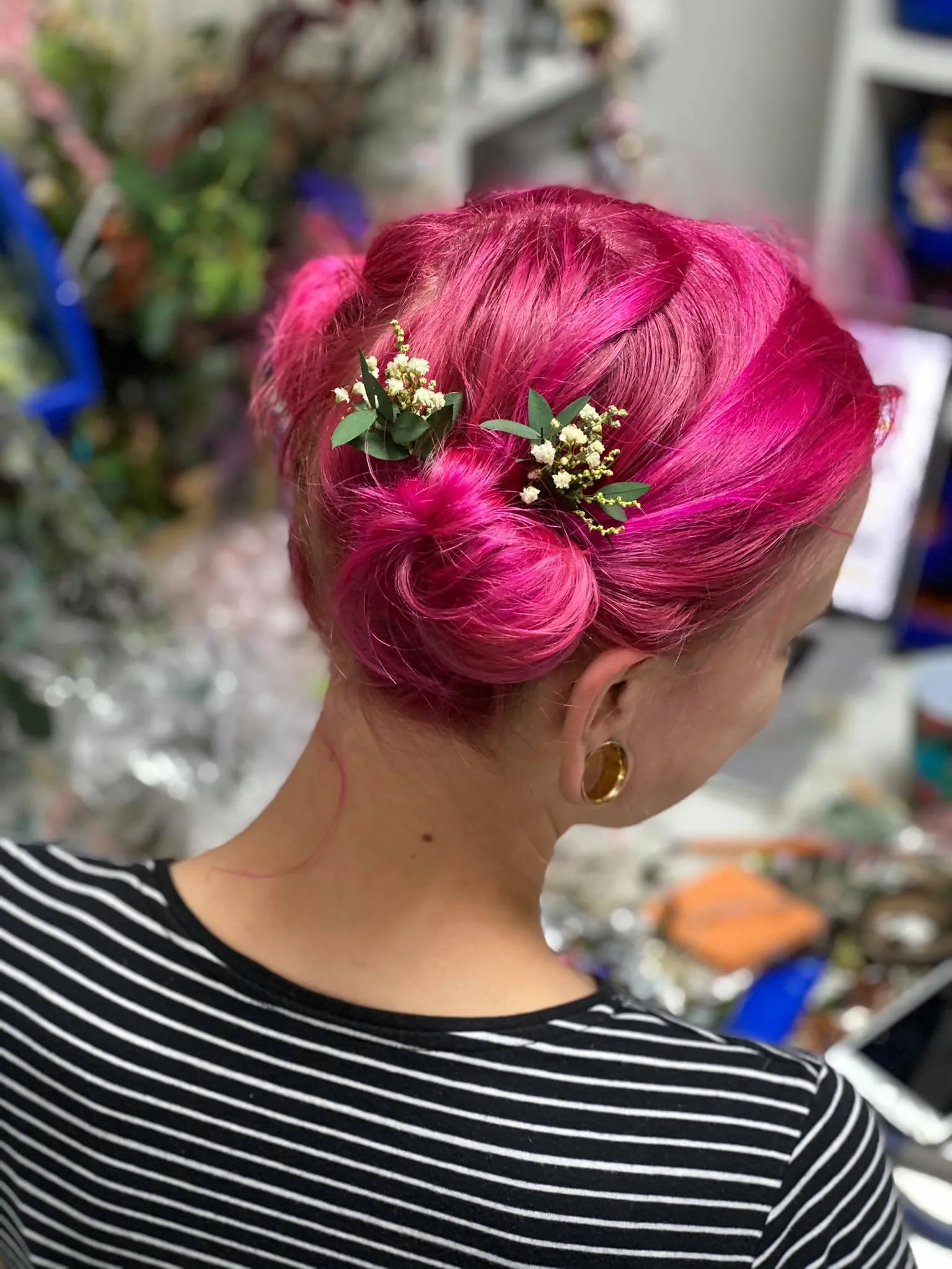 Greenery eucalyptus hairpins with baby's breath