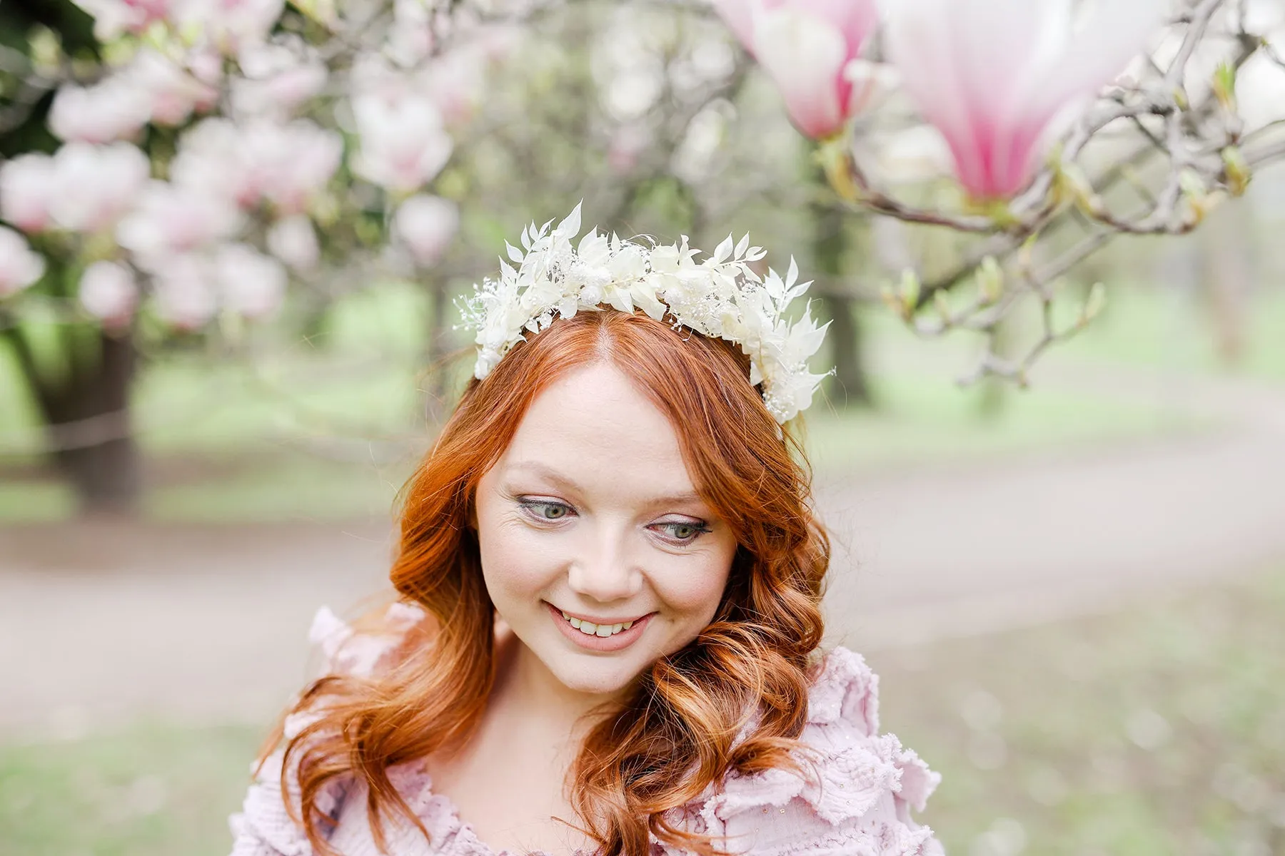 Ivory bridal headband Flower wedding headpiece Cream flower hair crown Boho flower headband Magaela Preserved Ivory and white headband