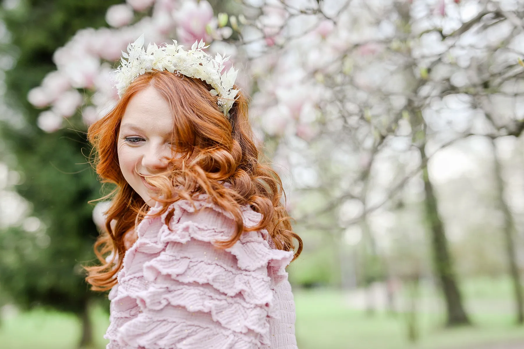 Ivory bridal headband Flower wedding headpiece Cream flower hair crown Boho flower headband Magaela Preserved Ivory and white headband