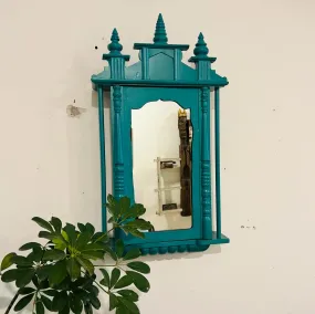 Kabina 7 :  Turquoise Cabinet  Mirror with Spires (Shelf Inside )