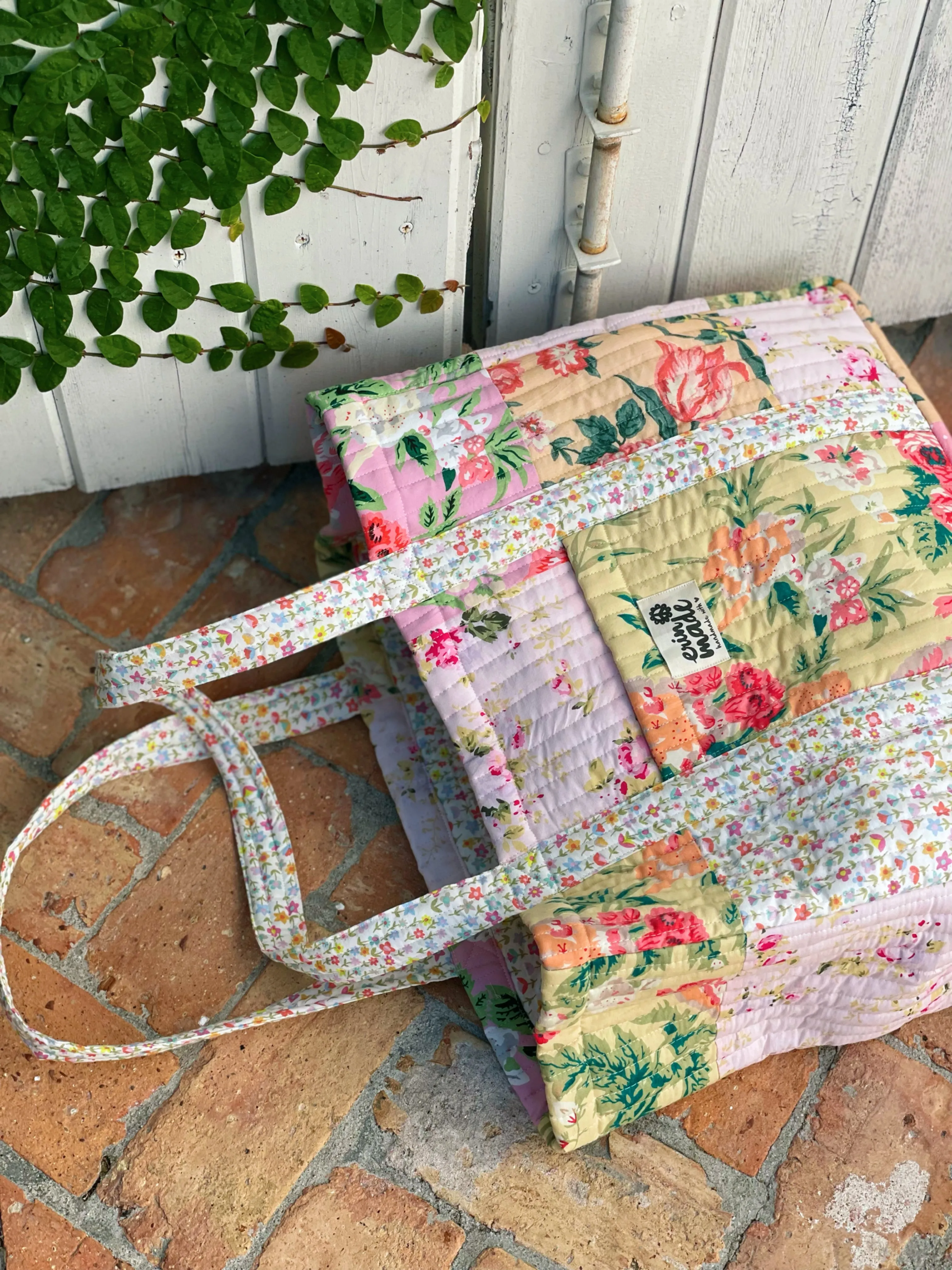 Leah Patchwork Weekender