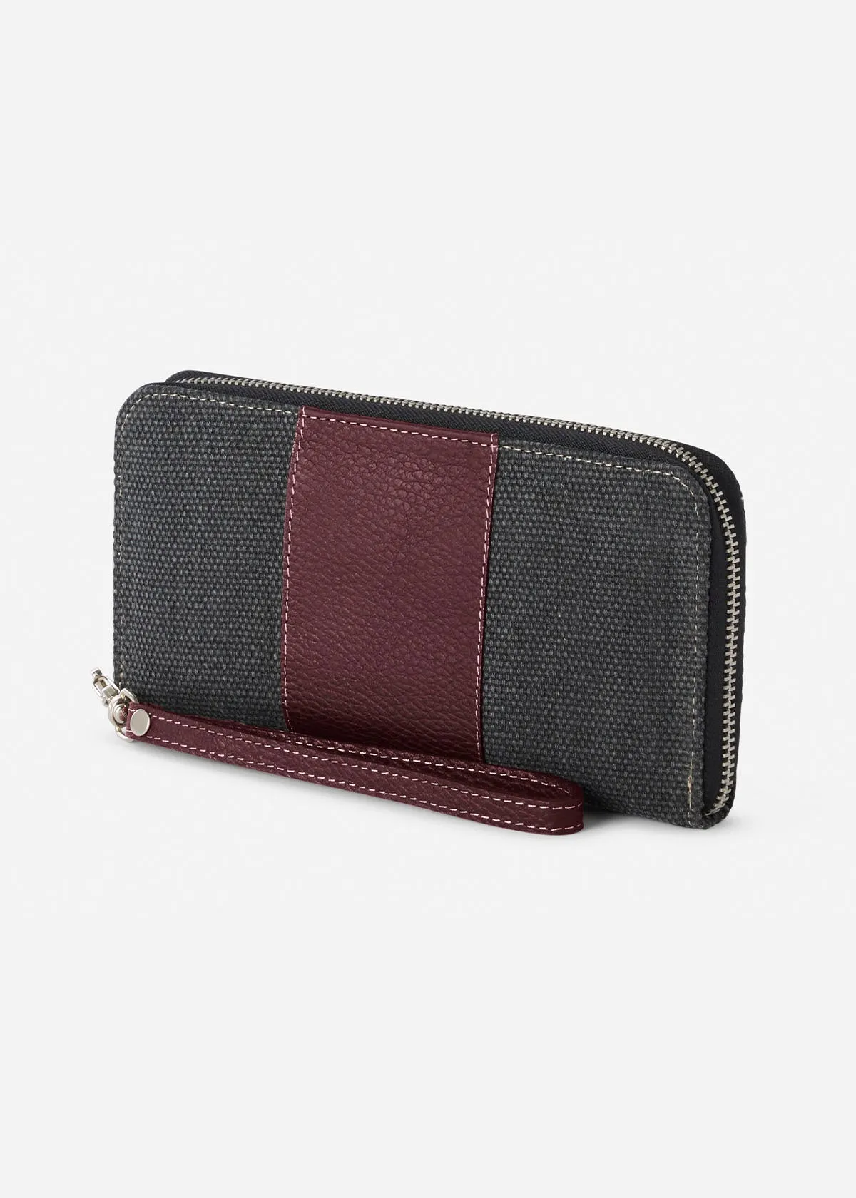 Paddock Wristlet Wallet in Vintage Canvas