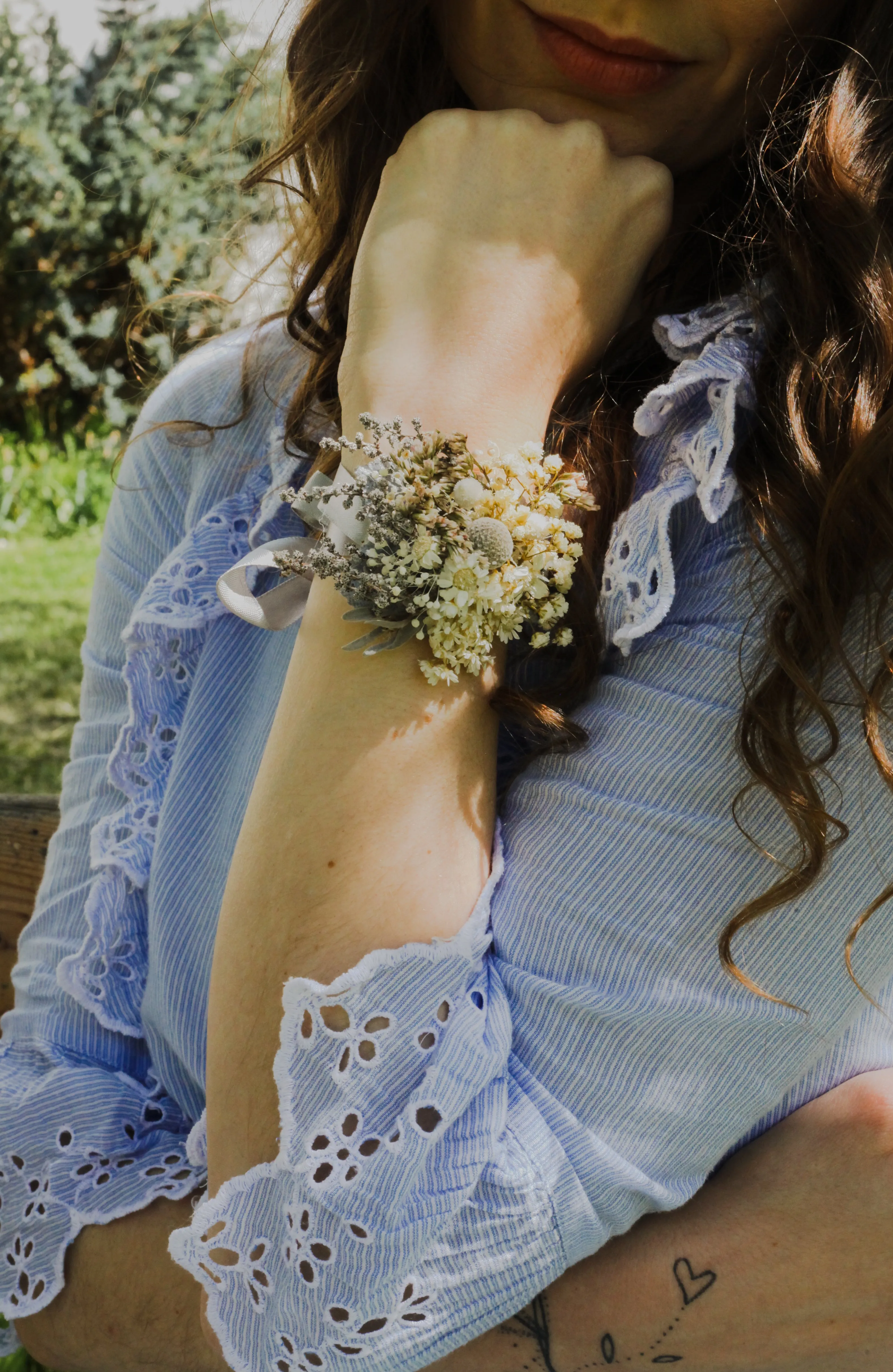 Preserved flower bracelet Baby's breath wrist corsage Dried wedding bracelet Bridesmaid gifts Gypsophila Grey and ivory bracelets Magaela