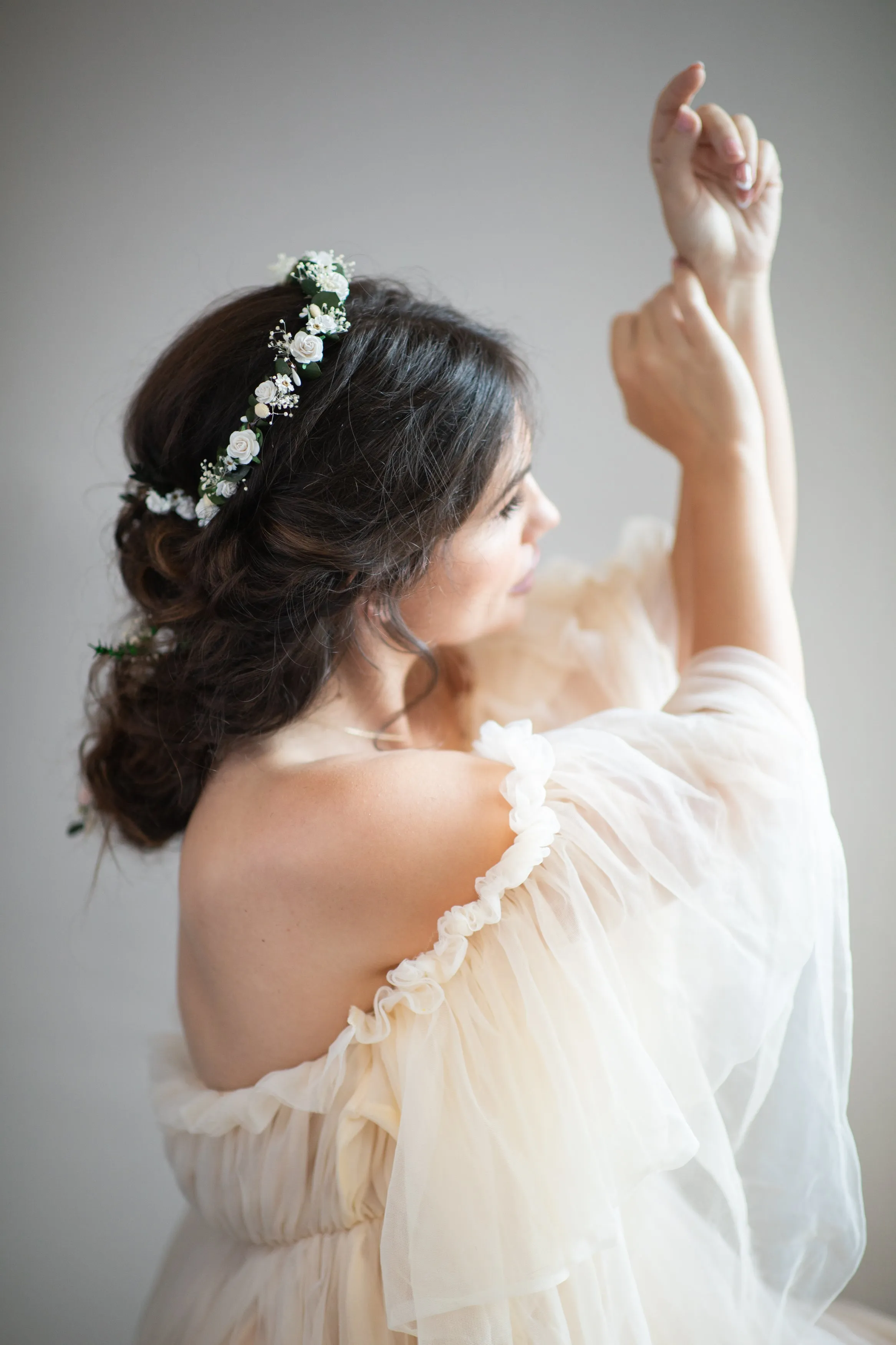 Romanic bridal half wreath and hairpins