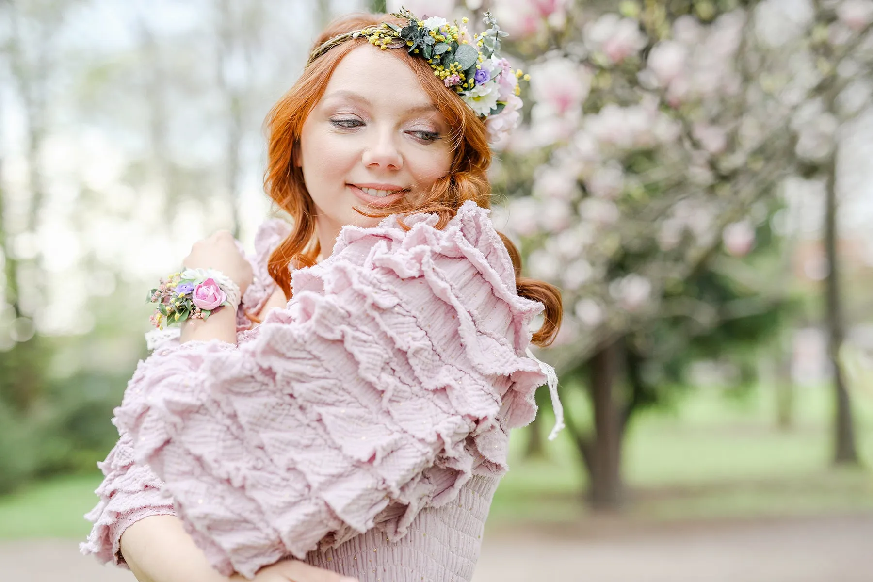 Romantic bridal crown Meadow hair wreath Wedding hair flowers Bridal accessories Comfortable headpiece Wedding 2021 Magaela One side flowers