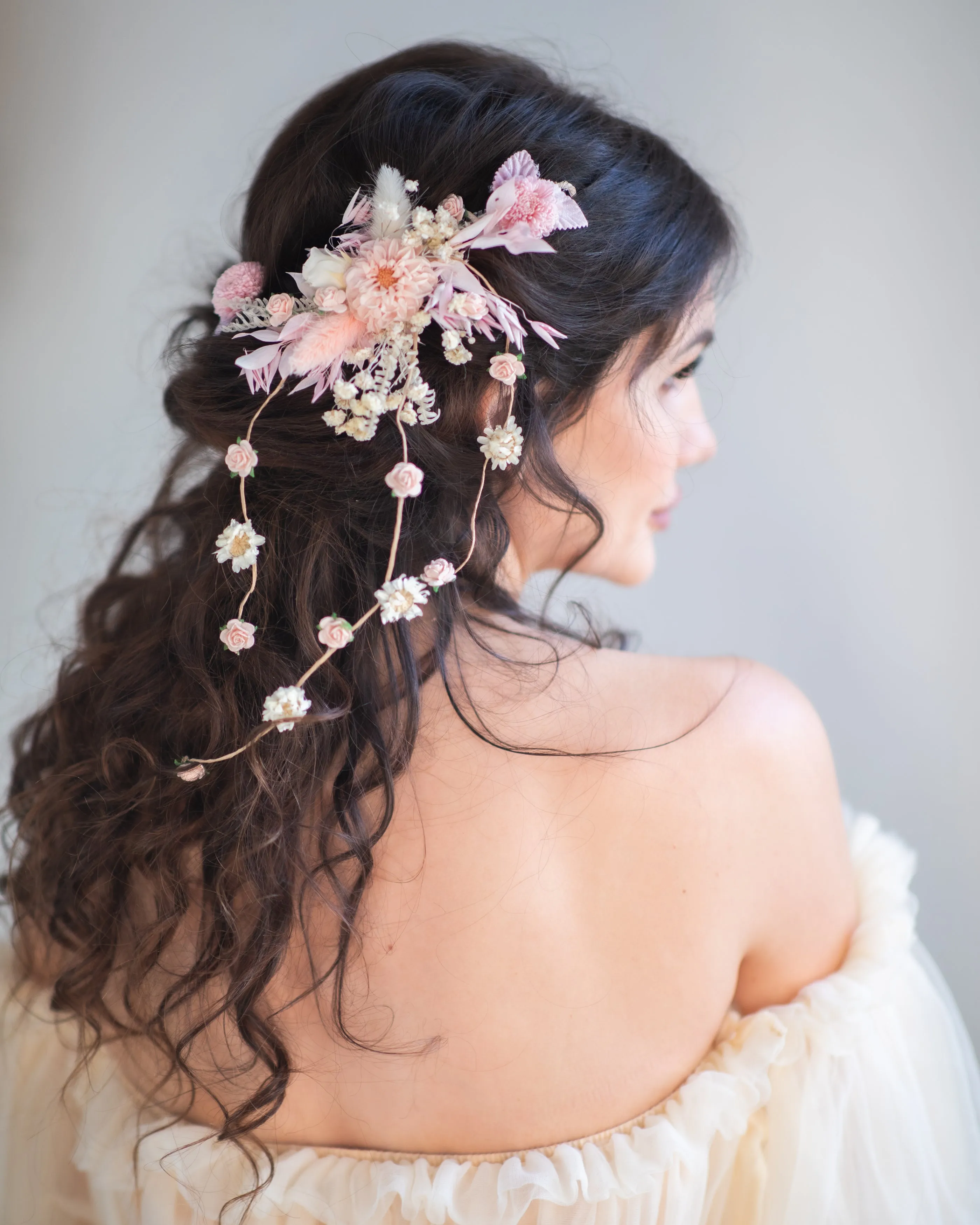 Romantic flower hair vine Blush bridal headpiece Pink wedding accessories Customisable Bride to be Bendable flower vine Fairytale wedding