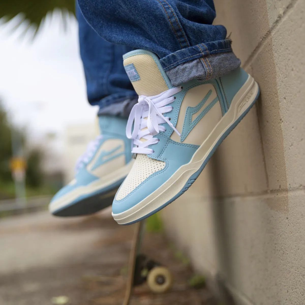 Telford - Light Blue/Cream Leather