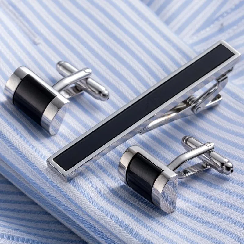 Vagula Tie Clip and Cufflinks Set