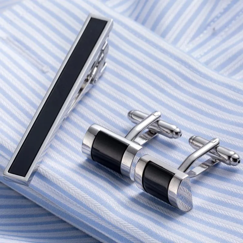 Vagula Tie Clip and Cufflinks Set